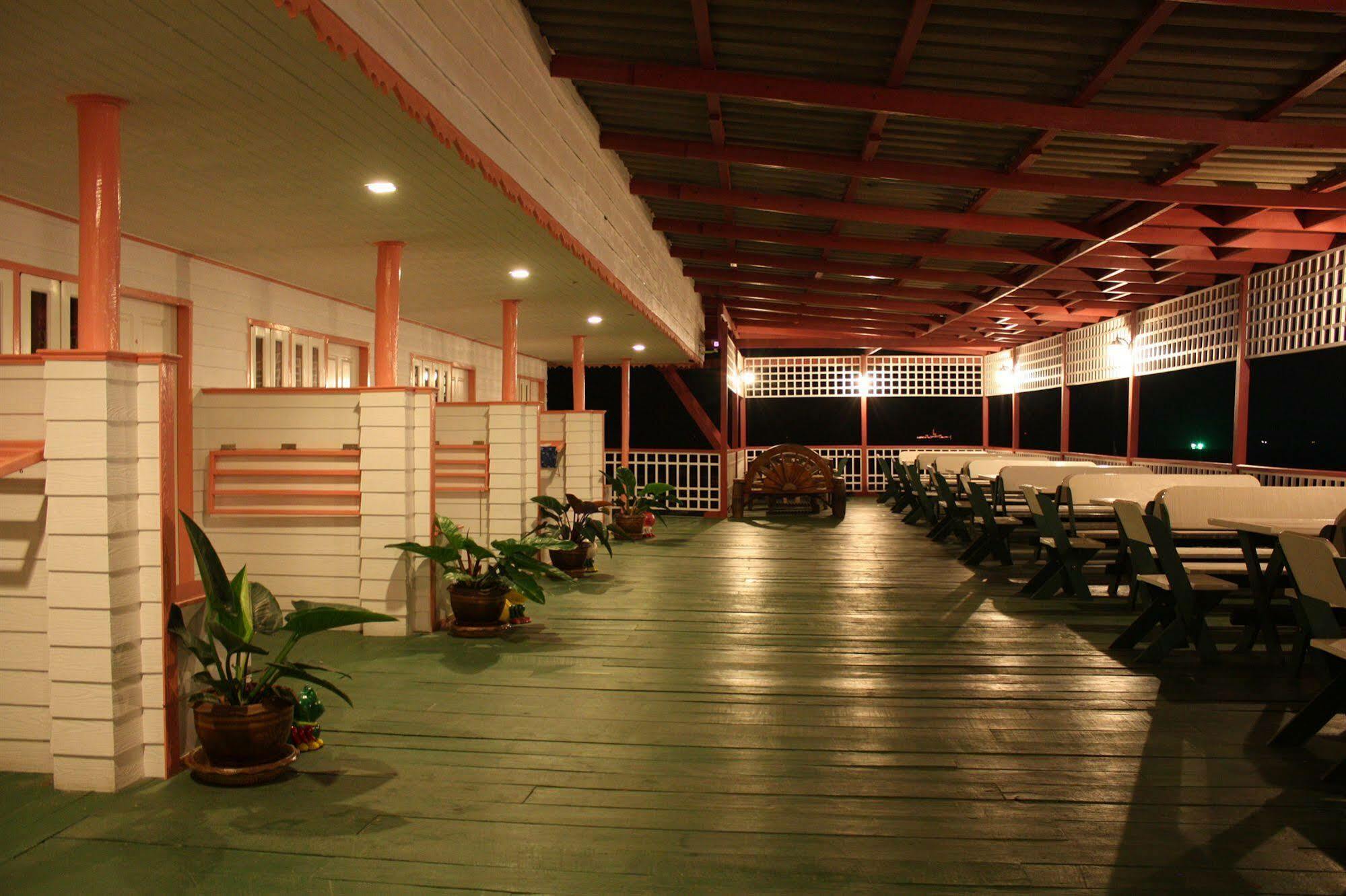 Mod Guesthouse HHQ Esterno foto