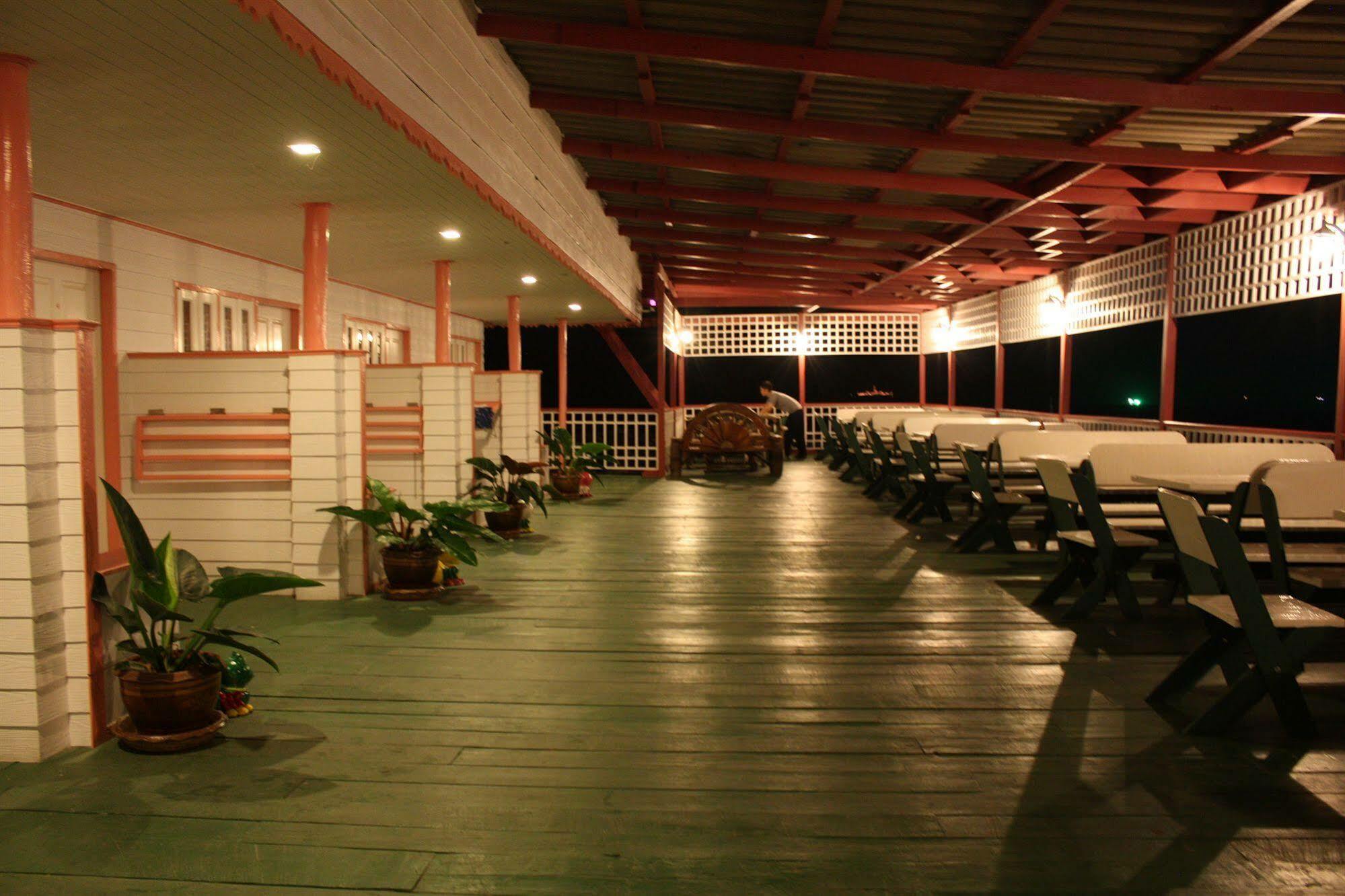 Mod Guesthouse HHQ Esterno foto
